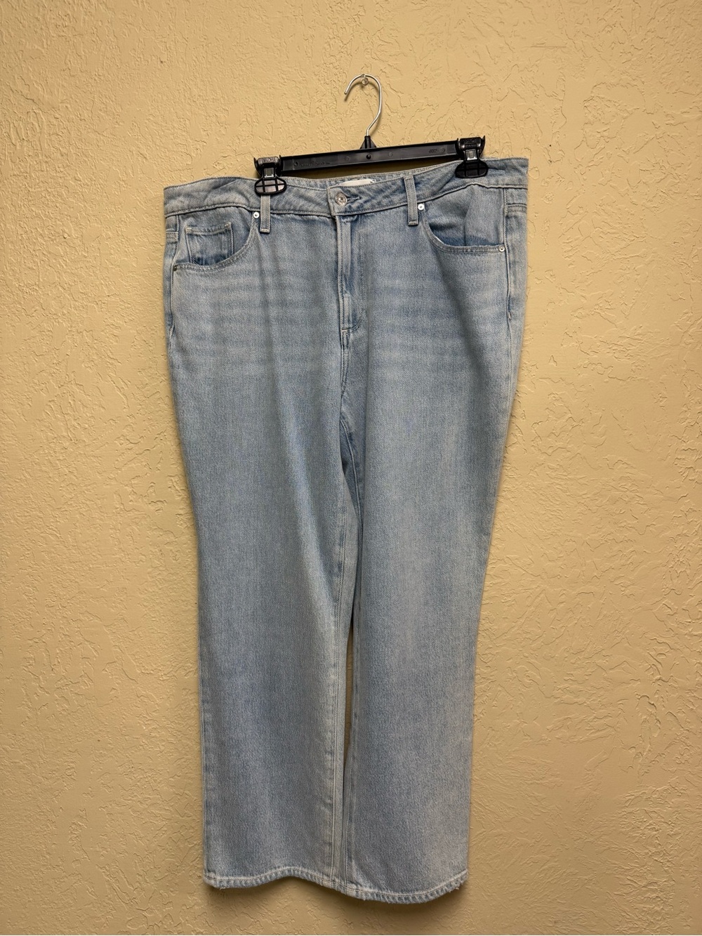 PAIGE Women's Noella Relaxed Straight Leg
